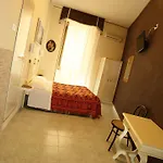丘丘酒店 酒店 *