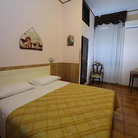 غيوغيو فندق روما
