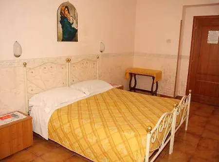 Giugiu Hotel Rom