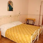 Giugiu Szálloda Róma
